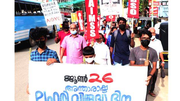 27-lahari-photo 27-lahari-photo