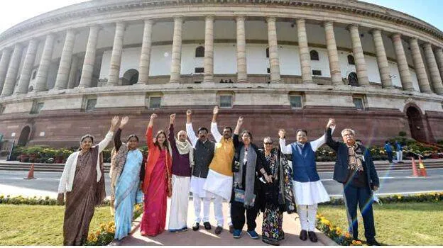 indian-parliament-opposit