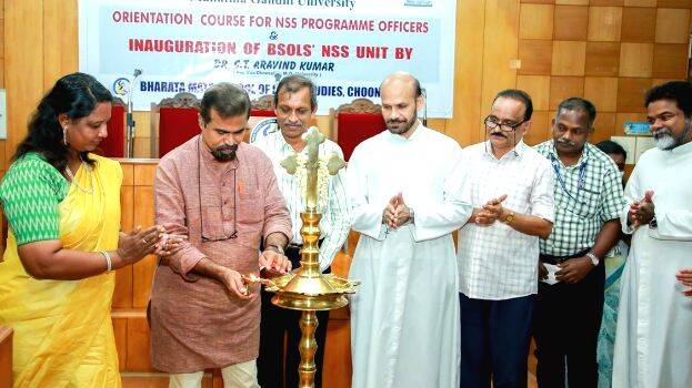 low-college low-college