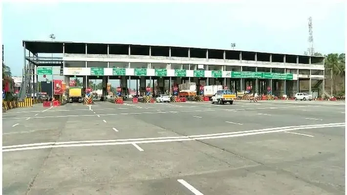 toll-plaza