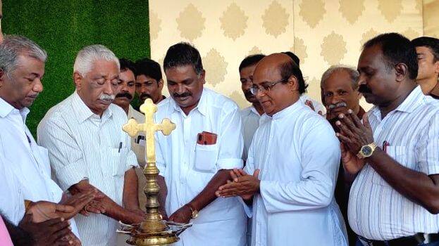 vlathankara-church vlathankara-church