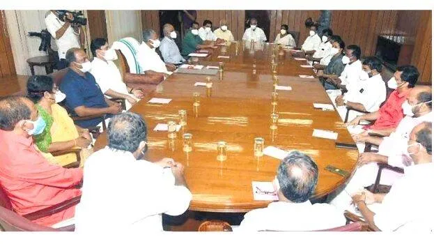 cabinet-in-kerala