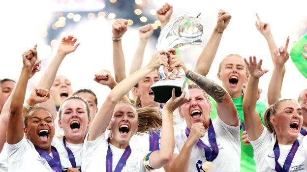 englan-womens-football englan-womens-football