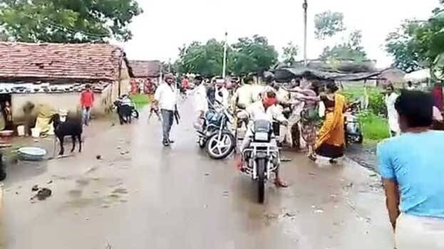 woman-assaulted woman-assaulted