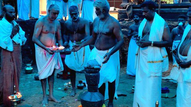 25-saleeswaram-temple 25-saleeswaram-temple