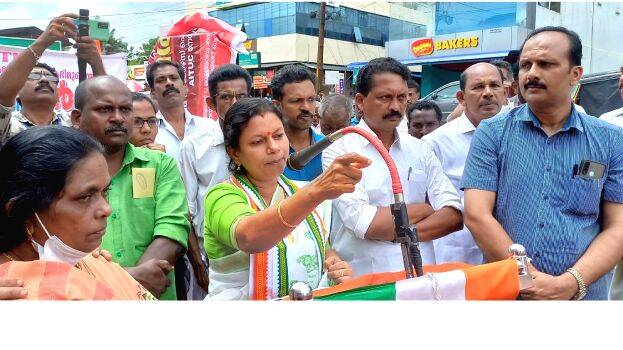 bindu-krishna-kulathupuzh bindu-krishna-kulathupuzh