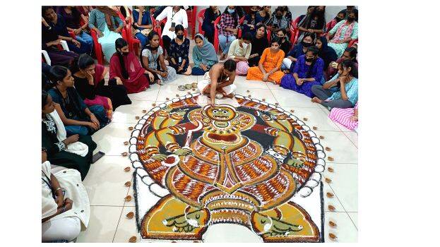 kalamezhuthu kalamezhuthu