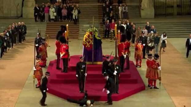 queen-elizabeth queen-elizabeth