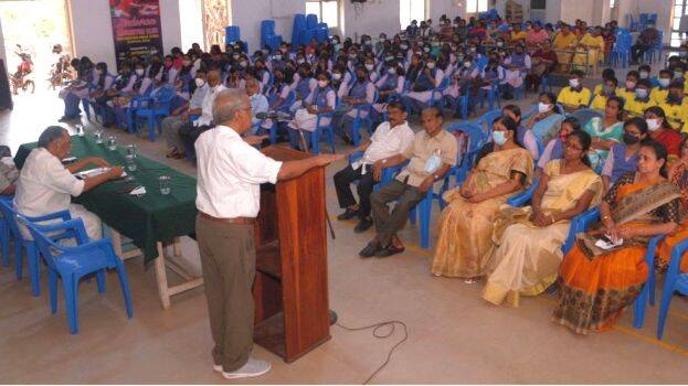 vadakevila-sn-public-scho vadakevila-sn-public-scho