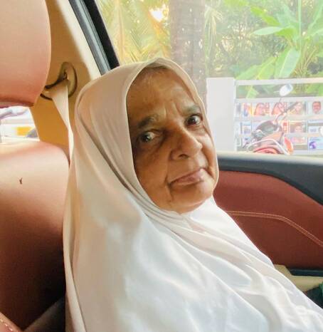 mariyummakunju mariyummakunju