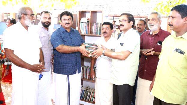 mla-sujithvijayanpilla-ch mla-sujithvijayanpilla-ch