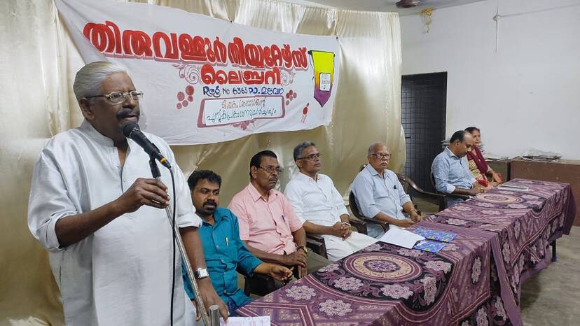 prekashanavum-charchayum prekashanavum-charchayum