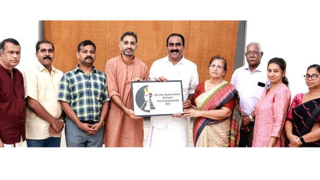 anwar-sadath-mla anwar-sadath-mla