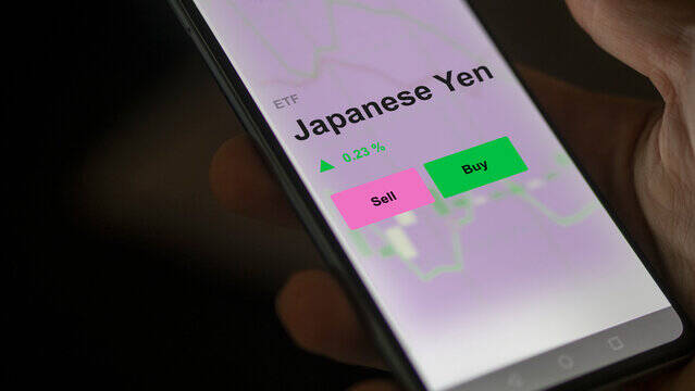 japanese-yen japanese-yen
