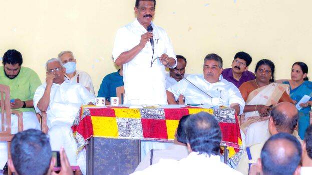 11-minister-radhakrishnan 11-minister-radhakrishnan