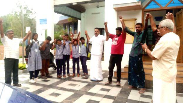 karuvelil- karuvelil-