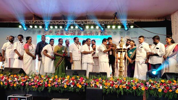 konni-fest- konni-fest-