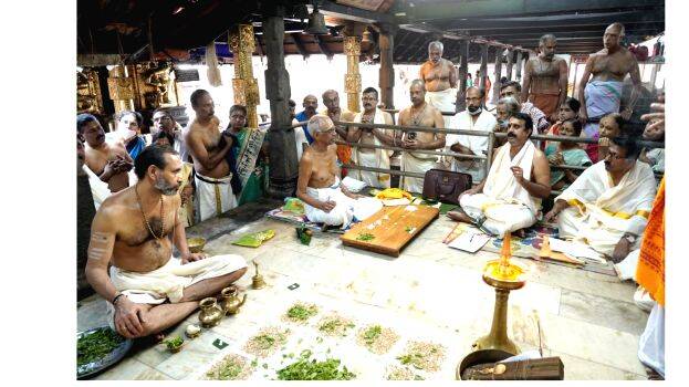 news-photo- news-photo-