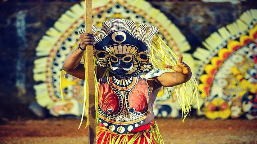 padayani