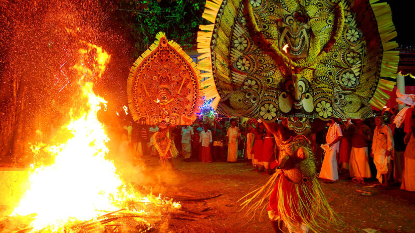 padayani