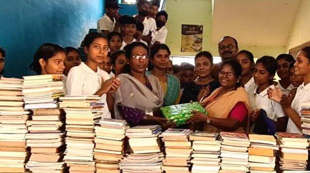 pusthakam-