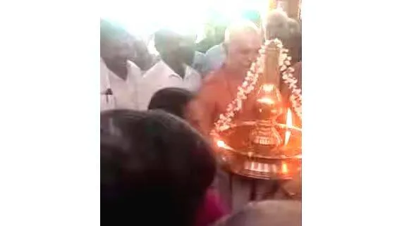 poojari