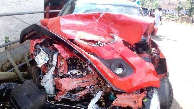car-accident car-accident