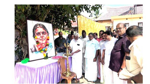 24-kummanam 24-kummanam