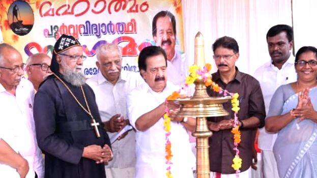 mahathmam-samgamam mahathmam-samgamam