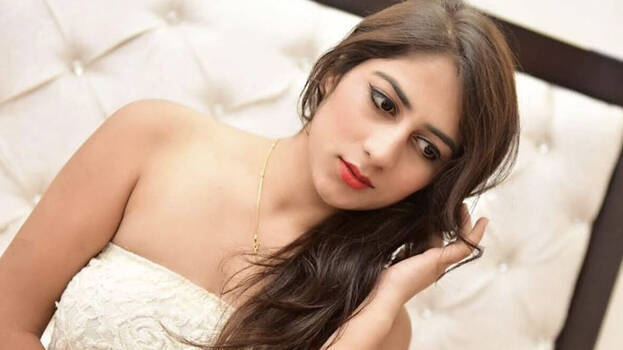 divya-pahuja divya-pahuja