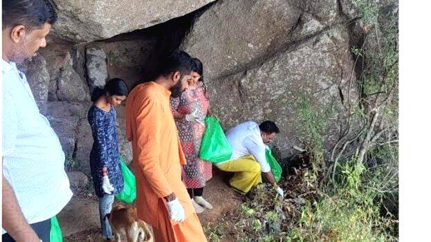 swami-asanganandagiri swami-asanganandagiri