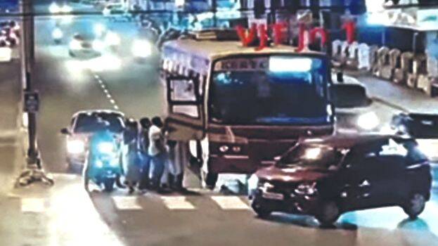 arya-rajendran arya-rajendran