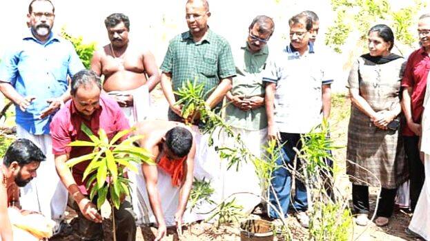 thrikuratti-kshetram thrikuratti-kshetram