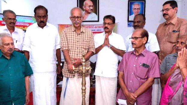 senior-citizen senior-citizen