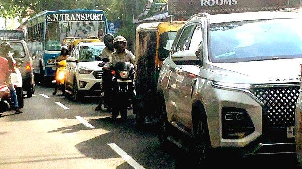 traffic-block-paravur- traffic-block-paravur-