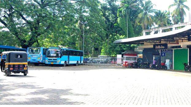 paravur-limited-bus-stand paravur-limited-bus-stand