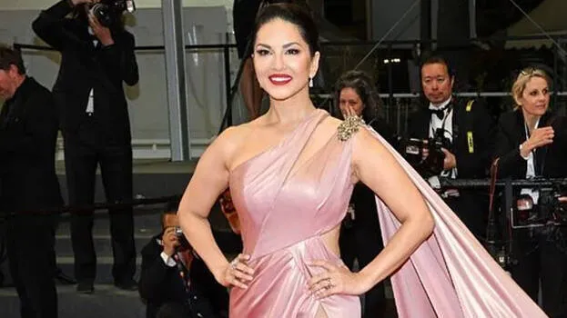 sunny-leone
