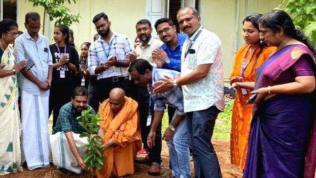 pachathuruth pachathuruth