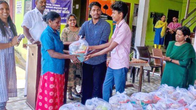 vellathooval vellathooval