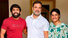 vinesh-phogat-and-bajrang-punia-will-join-congress-today