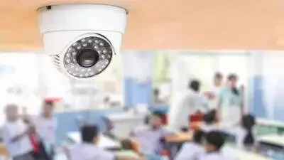 e e