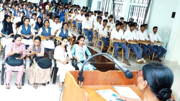 manasika-arogya-dhinam manasika-arogya-dhinam