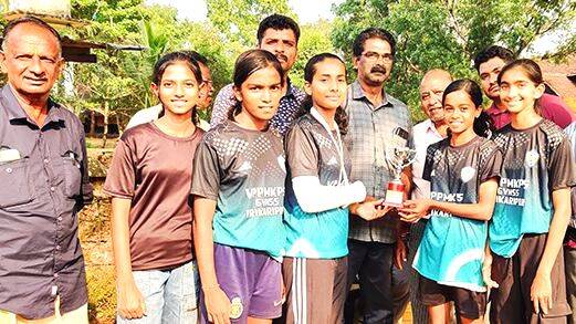 sepak-takro sepak-takro