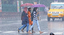 yellow-alert-for-eight-districts-in-kerala