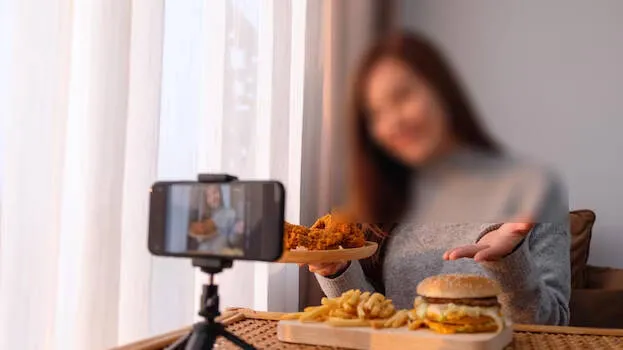 food-vloggers