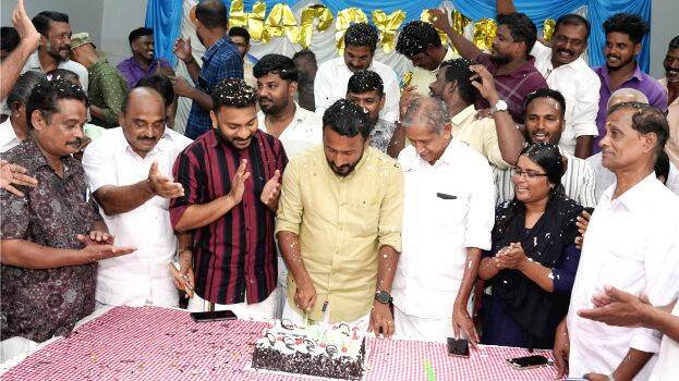 rahul-mamkoottathil rahul-mamkoottathil