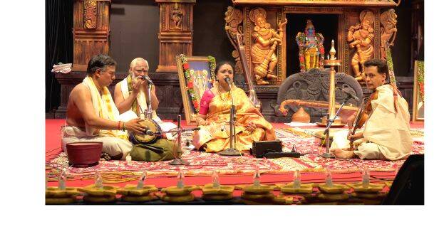 news-photo- news-photo-