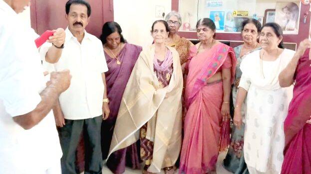 aadharikkal aadharikkal