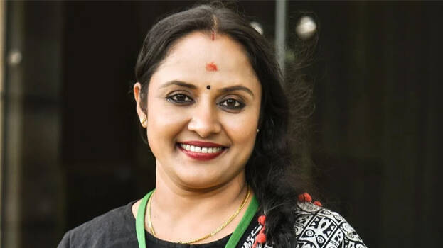 nisha-sarang nisha-sarang