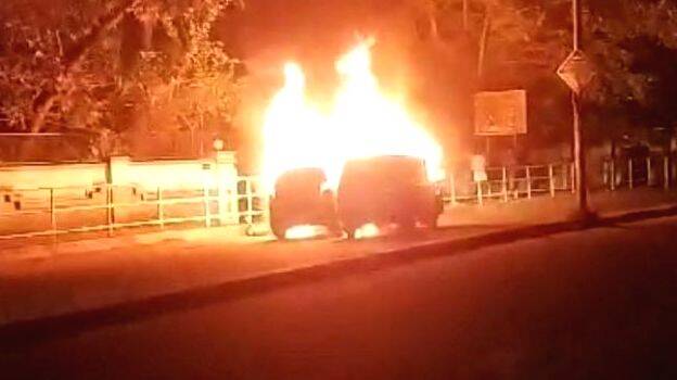 car-on-fire car-on-fire